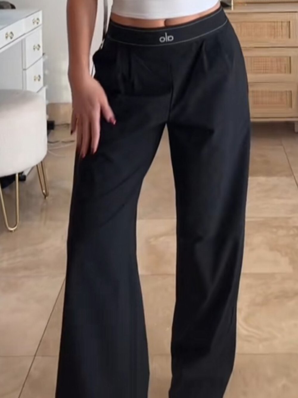 Black ALO Yoga 😁 High Waisted Wide Leg Pants (Regular) NWT | Office Casual Chic
